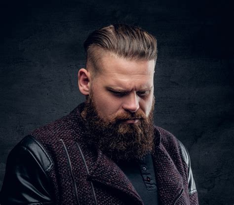 30 Trendy Hairstyles for Fat Guys to Look Slimmer